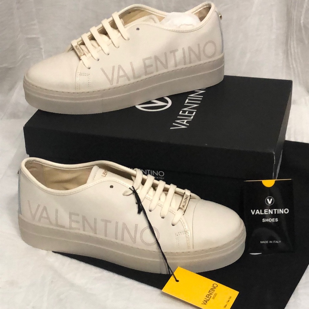 Valentino Dalia Cream Sneakers NWT size 10
